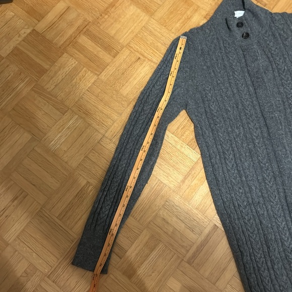 John Smedley - Picture 2 of 11